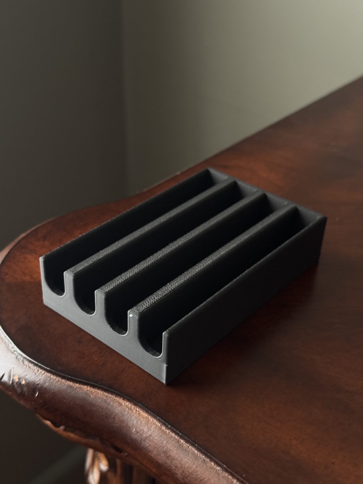 #101 Sandisk SSD Holder - 4 Slot — vue 3