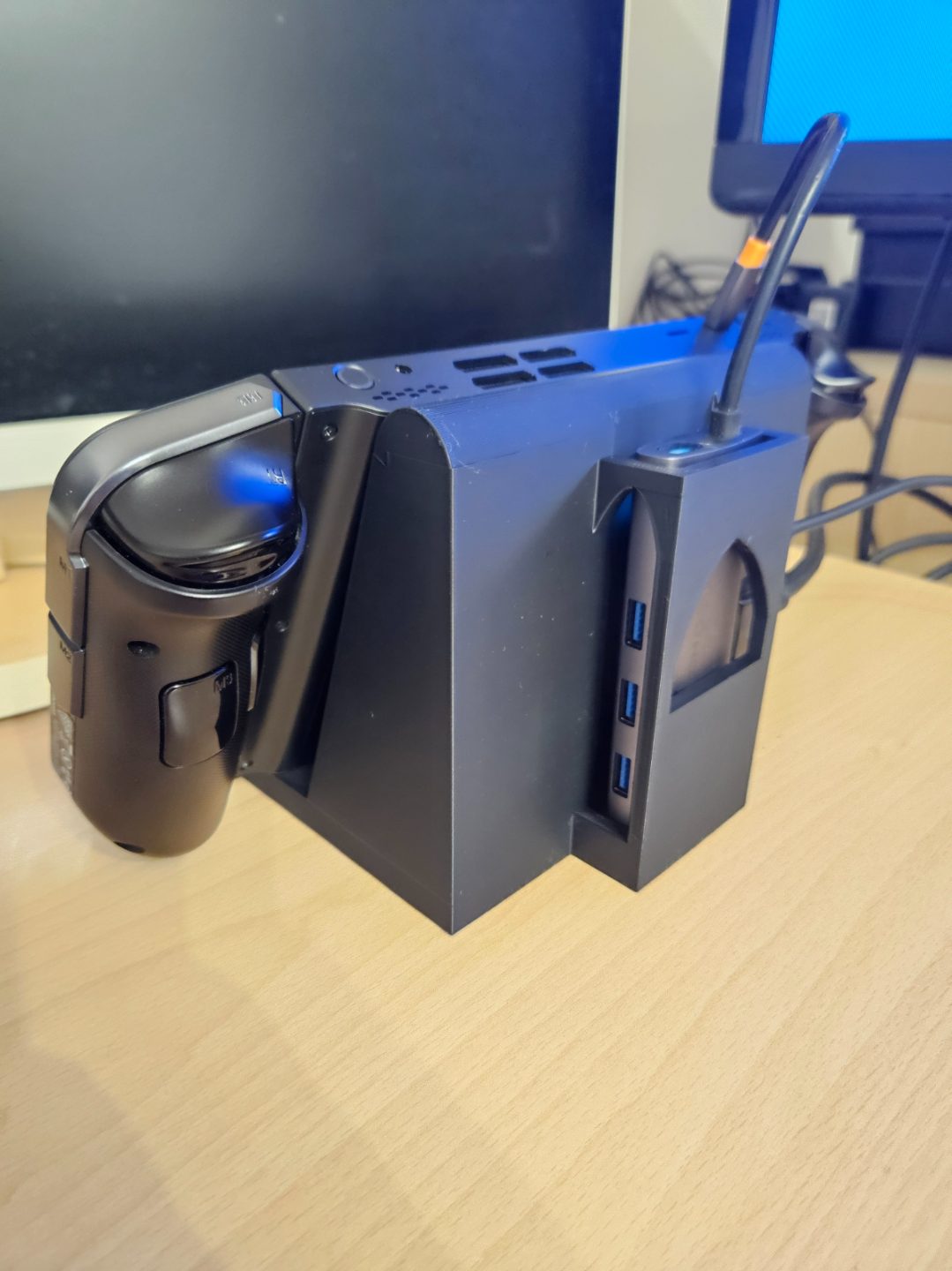 #114 Dock Handheld — vue 5