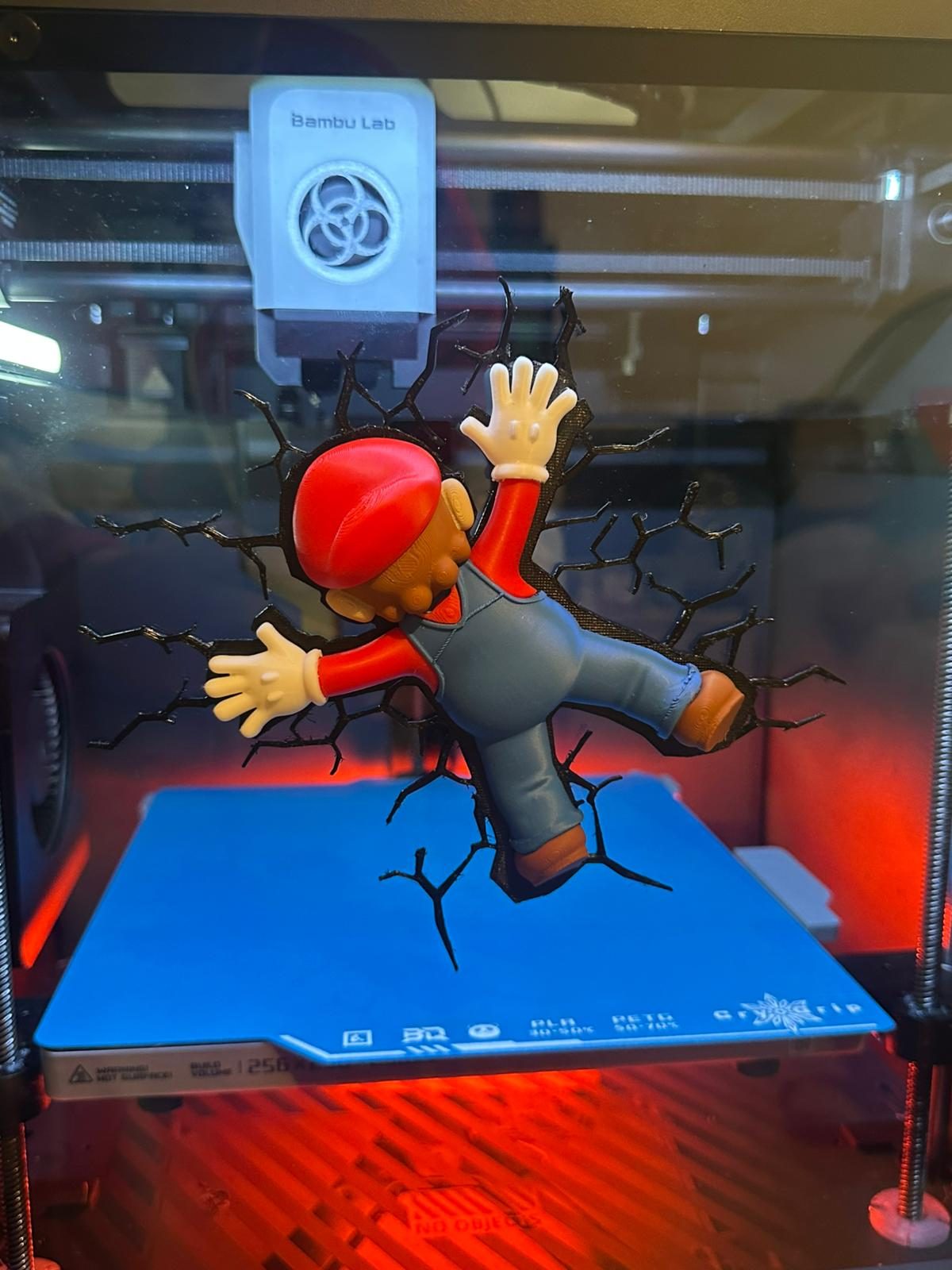 #118 Who Crashed Mario - Fake Impact Wall Decal — vue 9