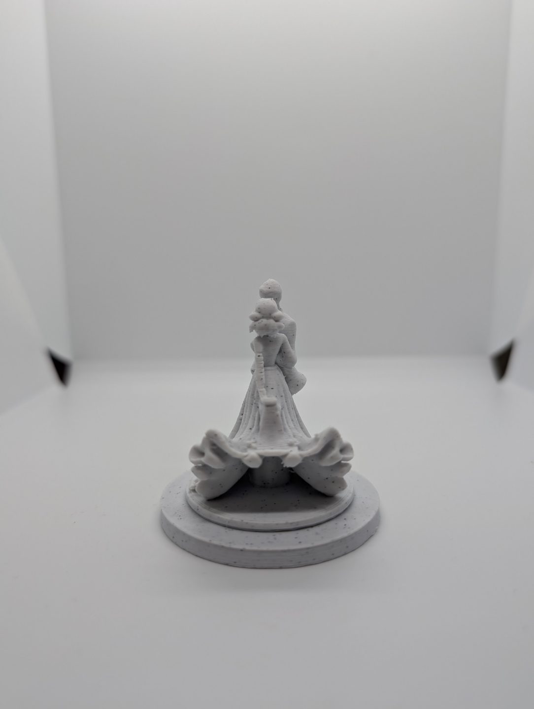 #128 Eternal Elegance Bride & Groom Romantic Sculpture — vue 6