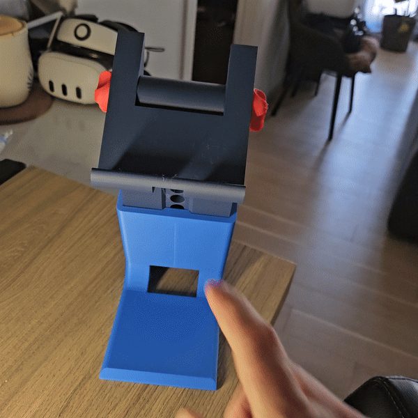 #130 TiltMate - Adjustable Tablet Stand — vue 1