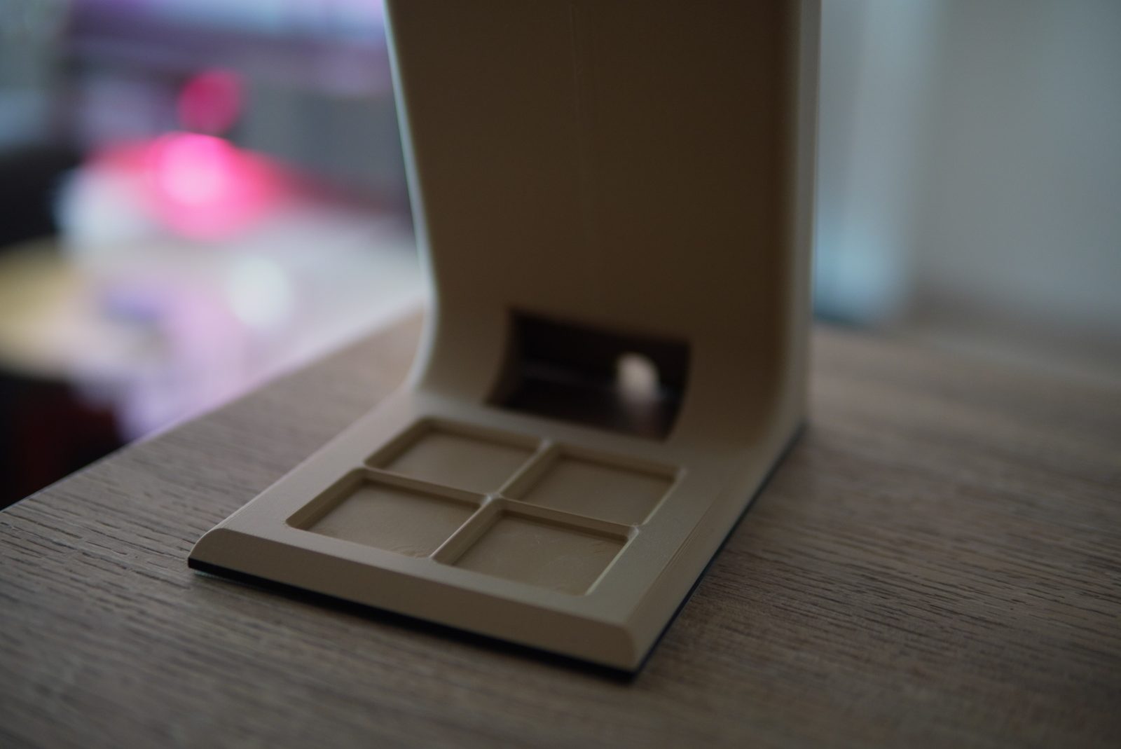 #130 TiltMate - Adjustable Tablet Stand — vue 3