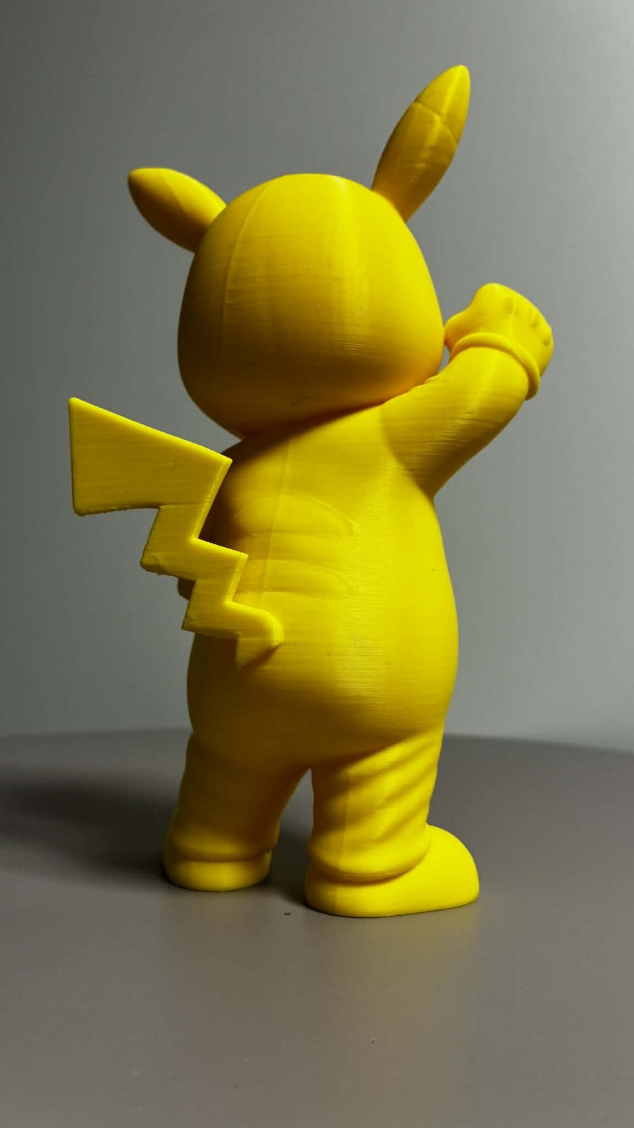 #145 Super Mario in Pikachu outfit — vue 4