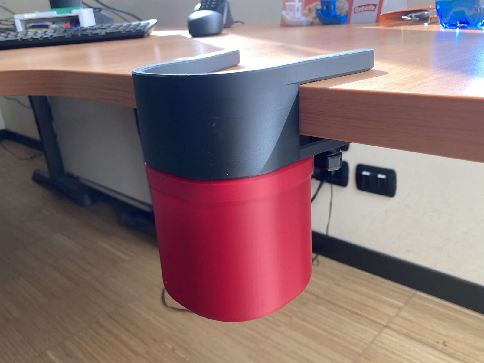 #149 Clamp-On Desk Bin — vue 8