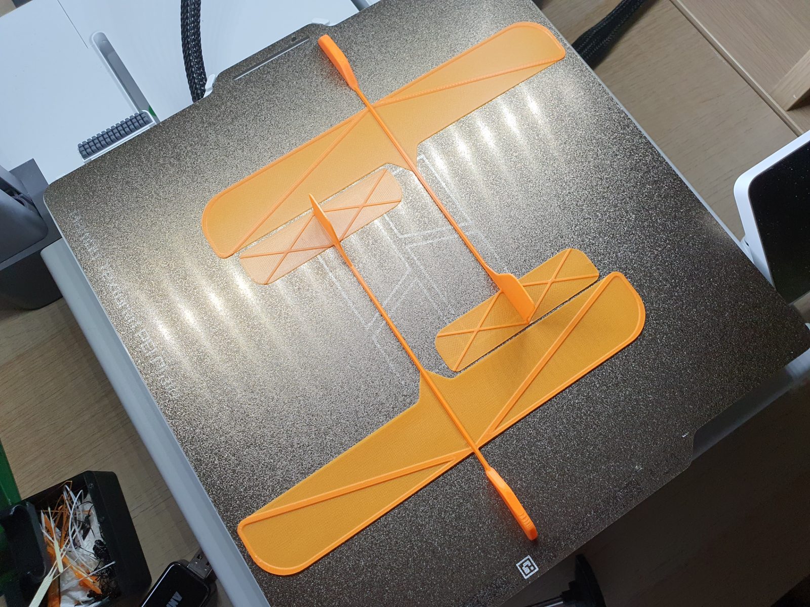 #153 Lightweight Plane Glider - Flies Really Well! — vue 14
