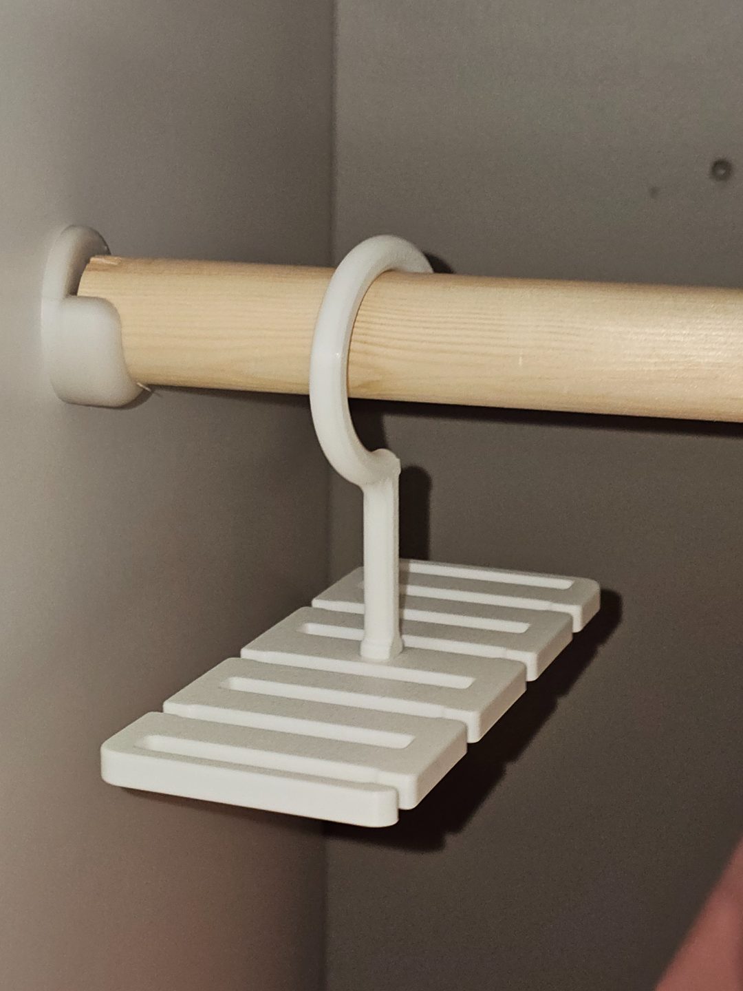 #154 8x Belt hanger for wardrobe — vue 4