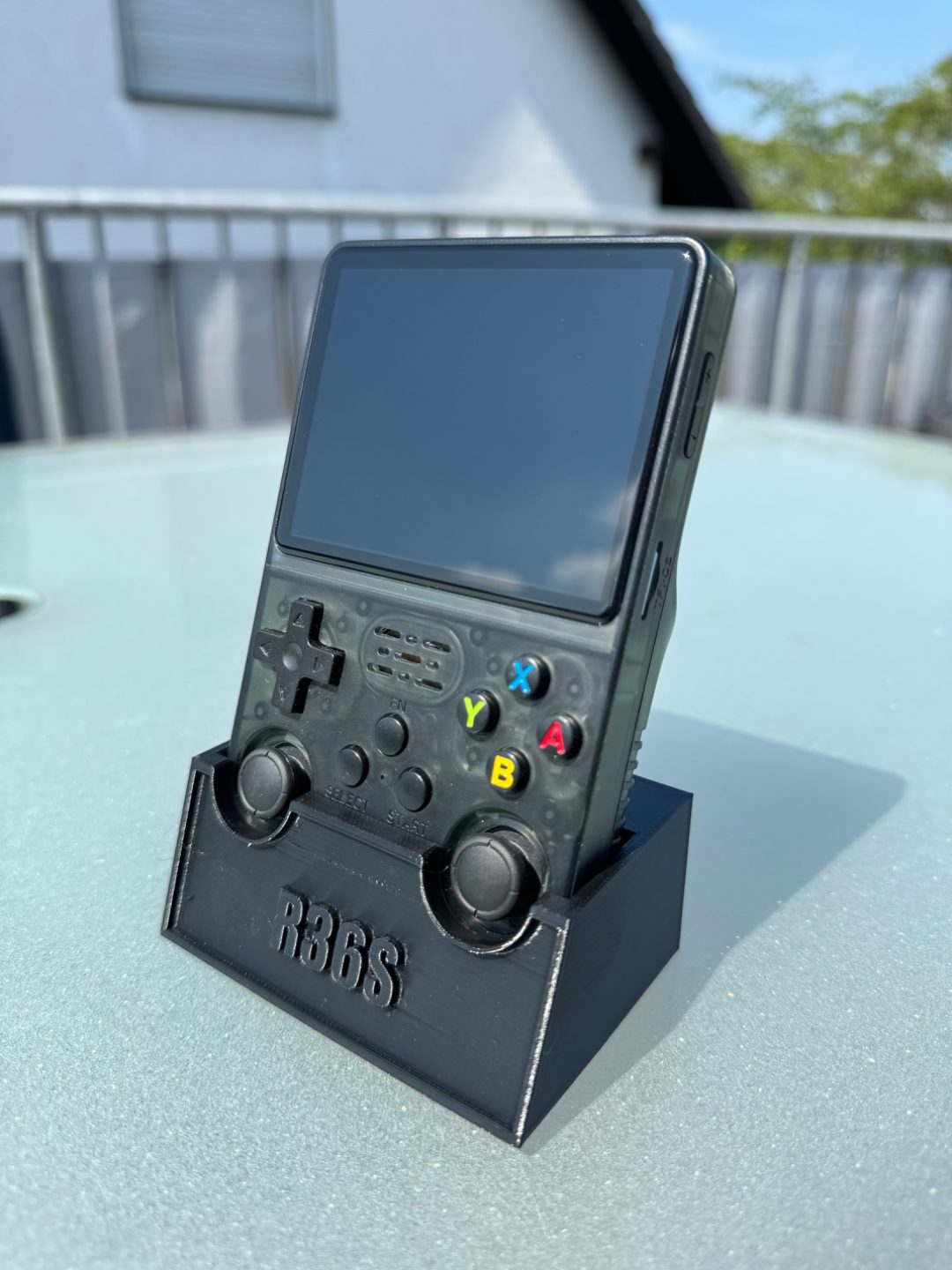 #160 R36S Retro Handheld Stand — vue 1