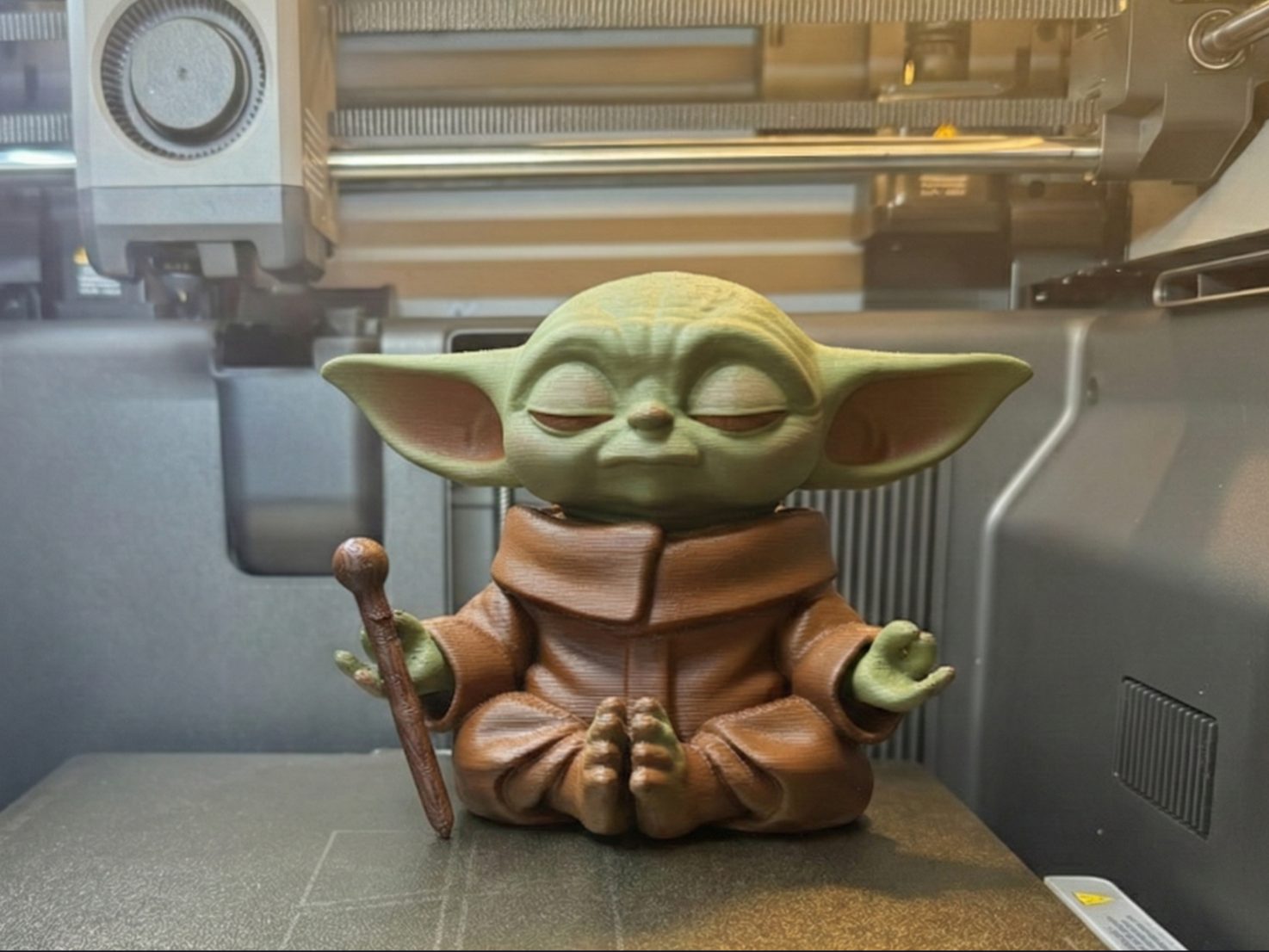 #162 Meditating Yoda – Wise Jedi Master — vue 3