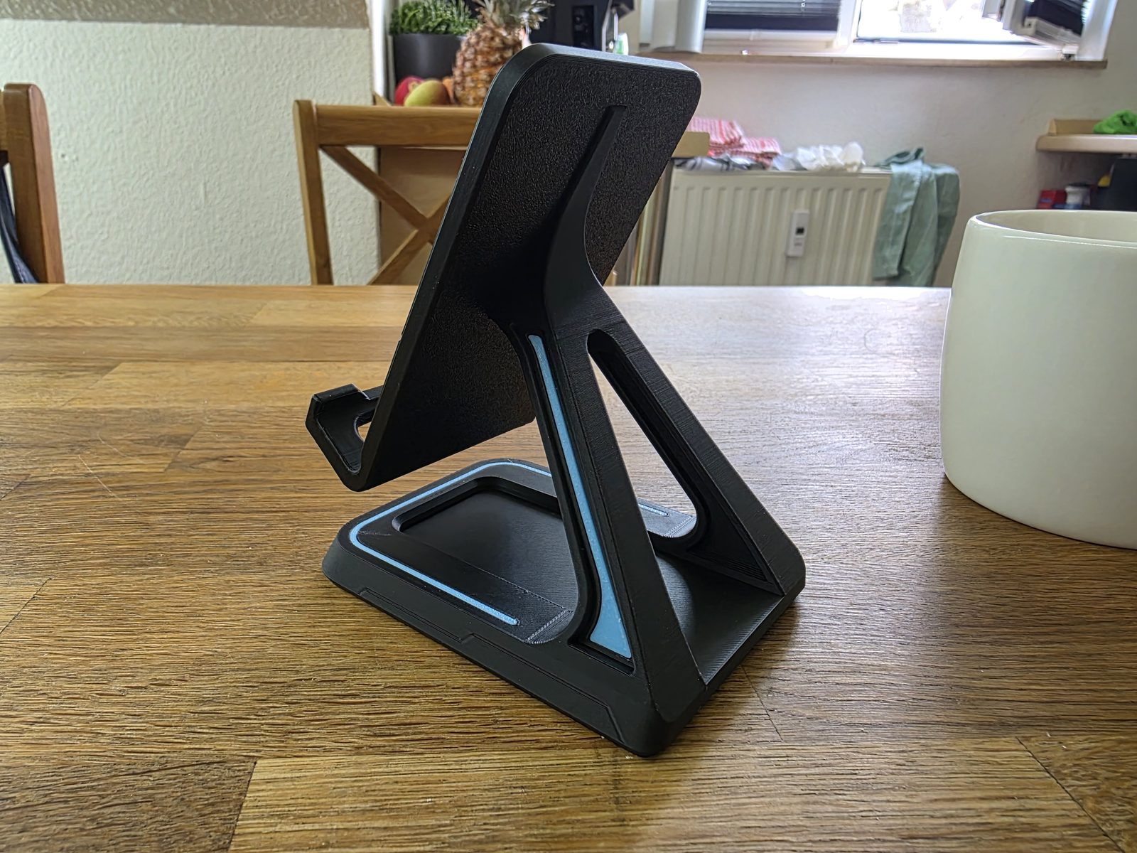 #164 PHONE STAND 2025-CYBER- NEEDED + AMS VERSION — vue 12