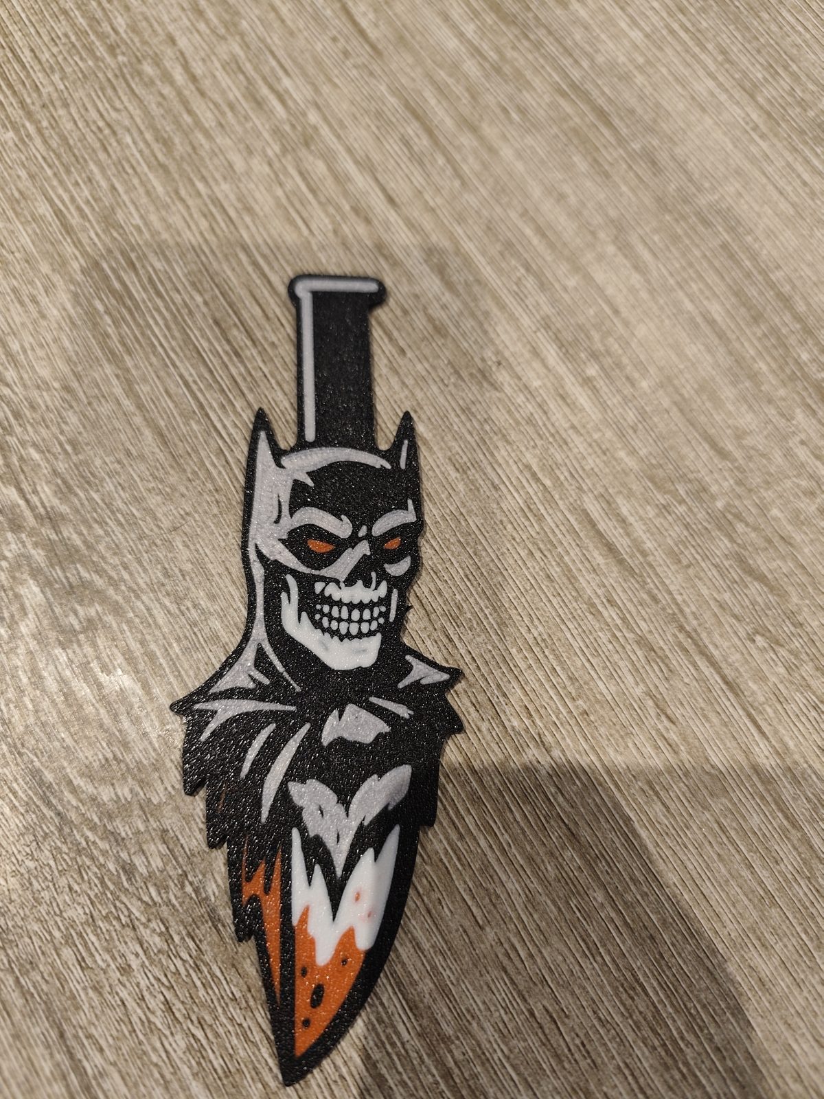 #166 Batman Undead Knife — vue 3