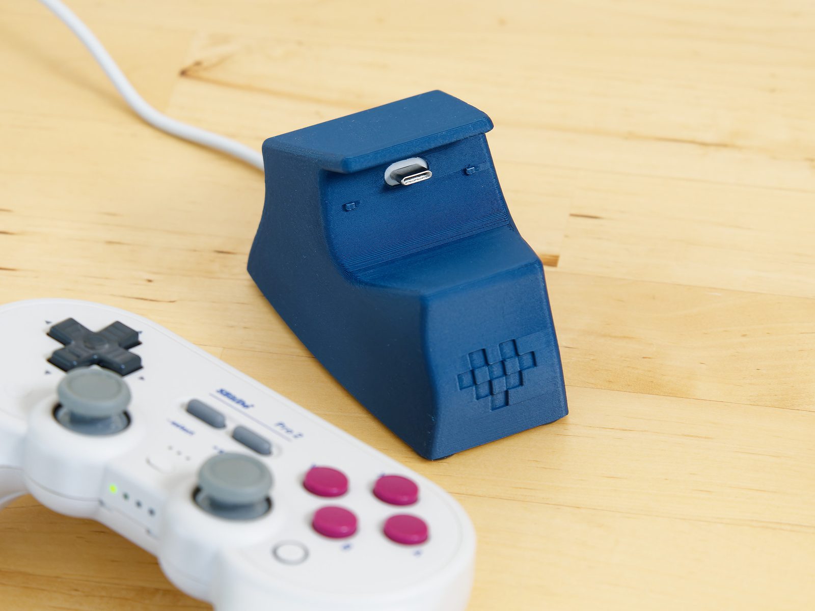 #167 8BitDo Pro 2 stand — vue 4