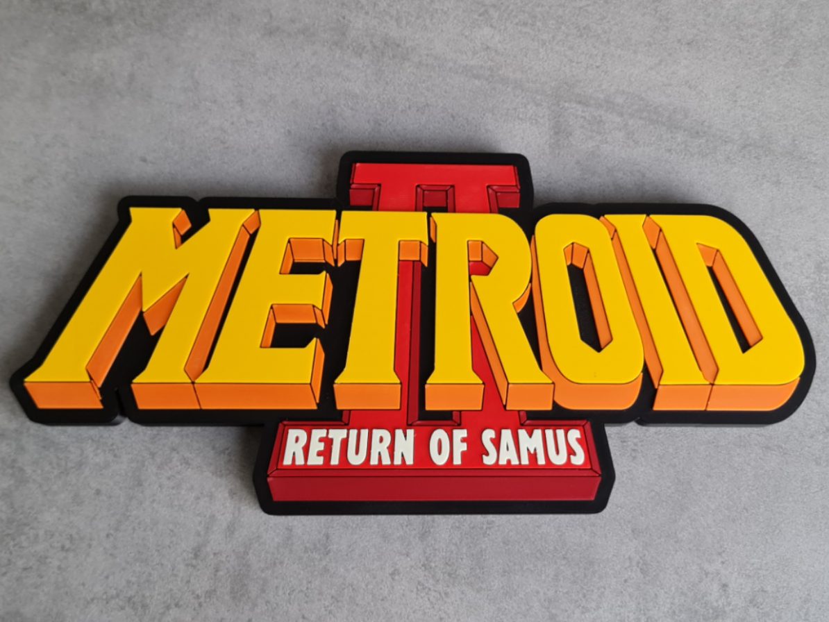 #168 Metroid 2 Return of Samus Logo Sign — vue 1