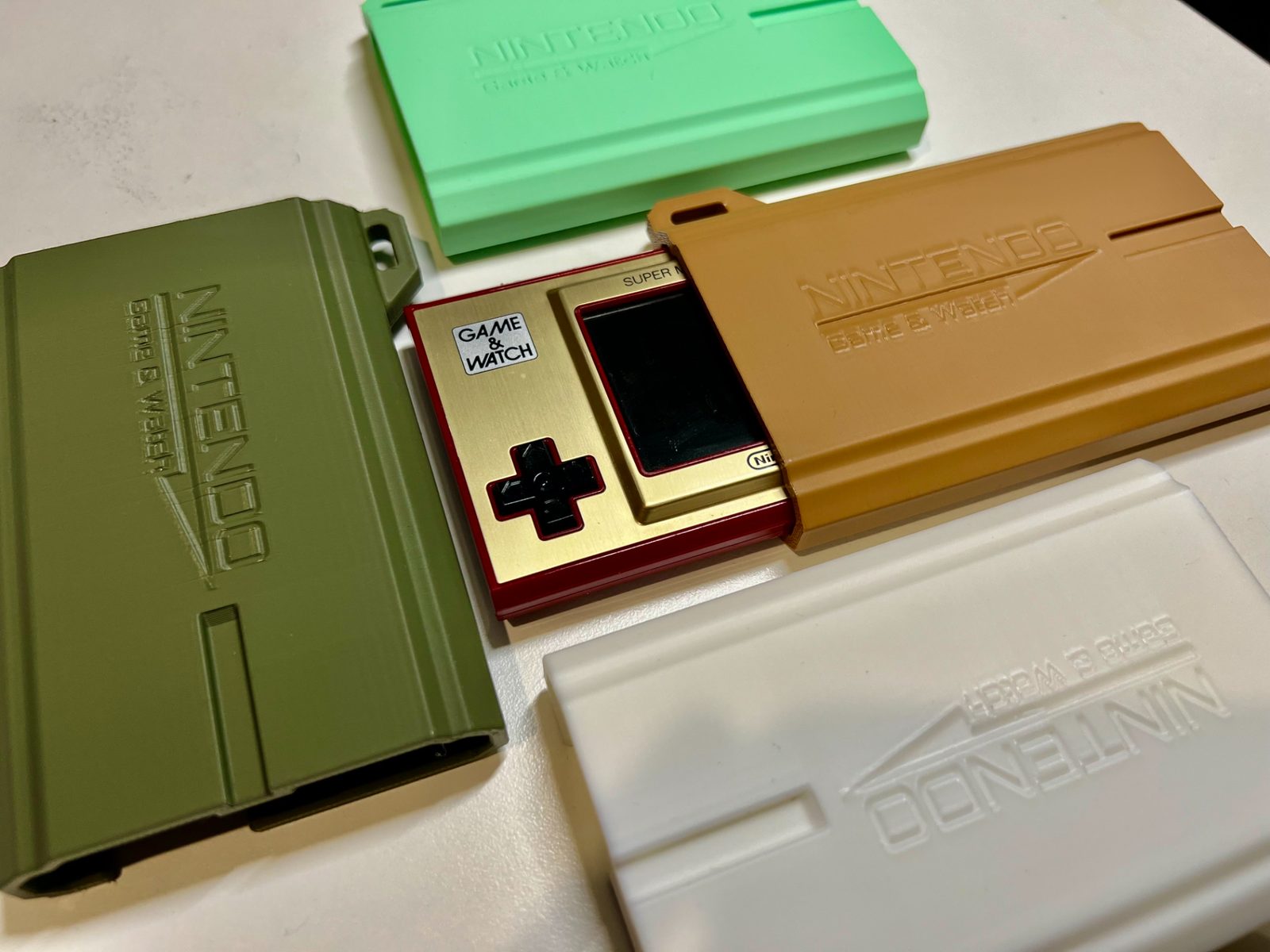 #169 Mario Game and Watch Sleeve Case — vue 1