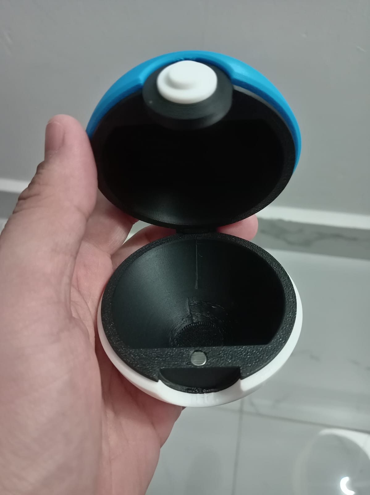 #170 N3D Opening Pokeball v1.2 — vue 3
