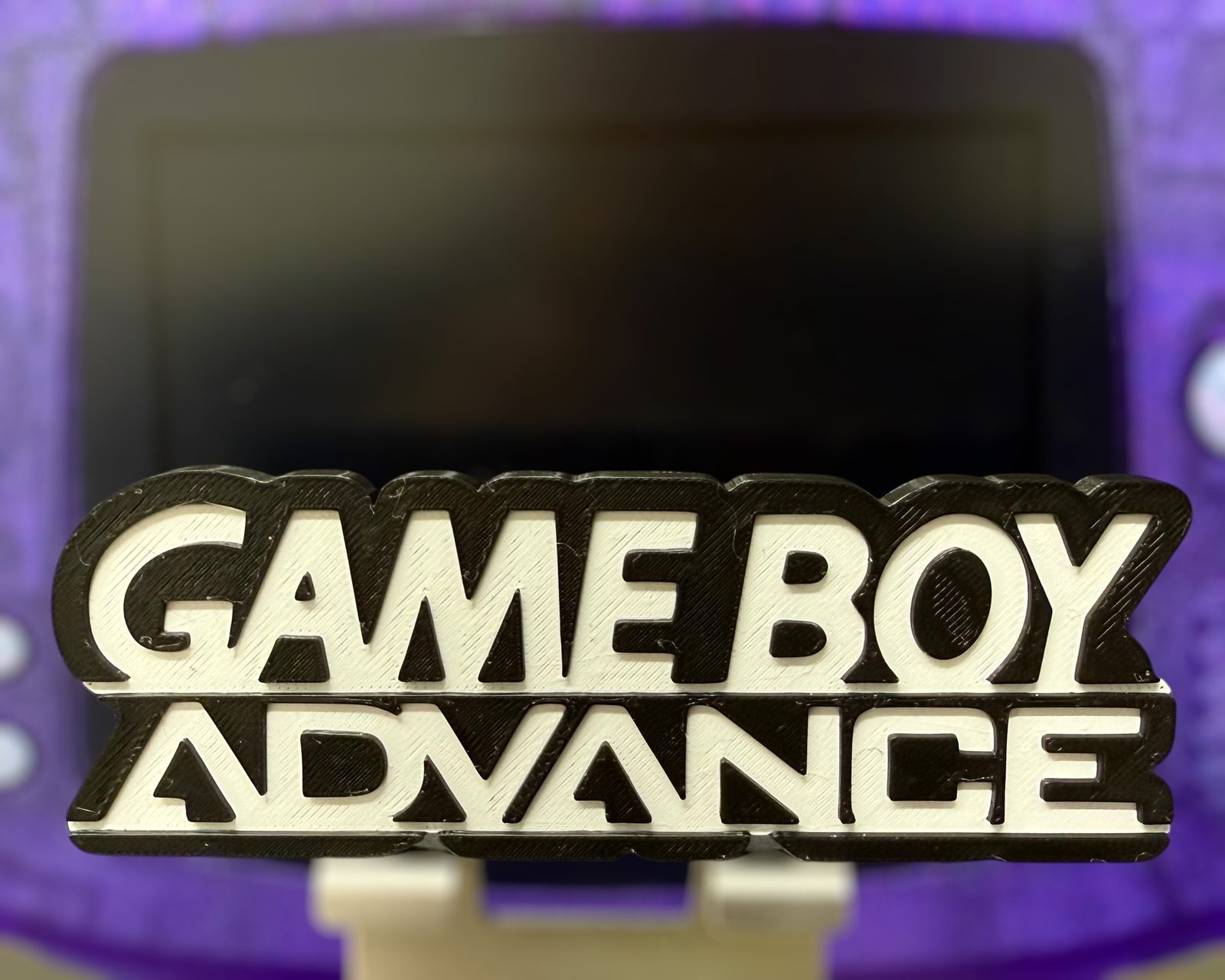 #175 Game Boy Advance-inspirierter Display-Aufsteller — vue 3
