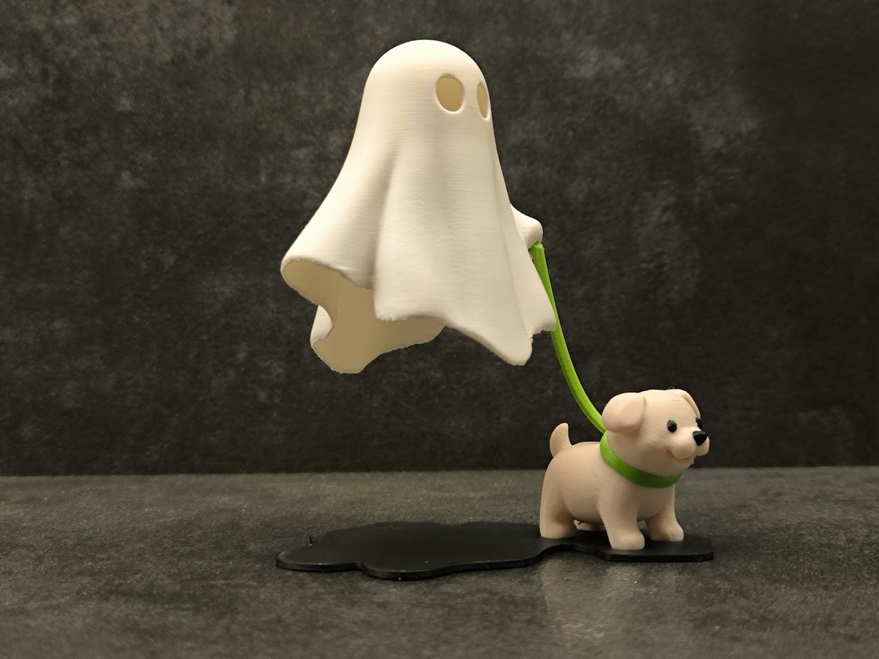 #179 Ghost with a dog on a walk — vue 12