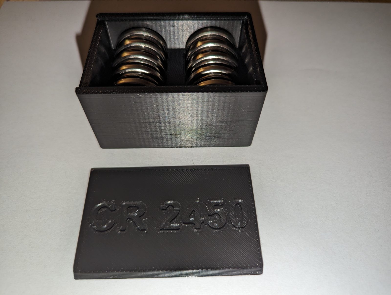 #185 Battery box for CR 2450 — vue 1