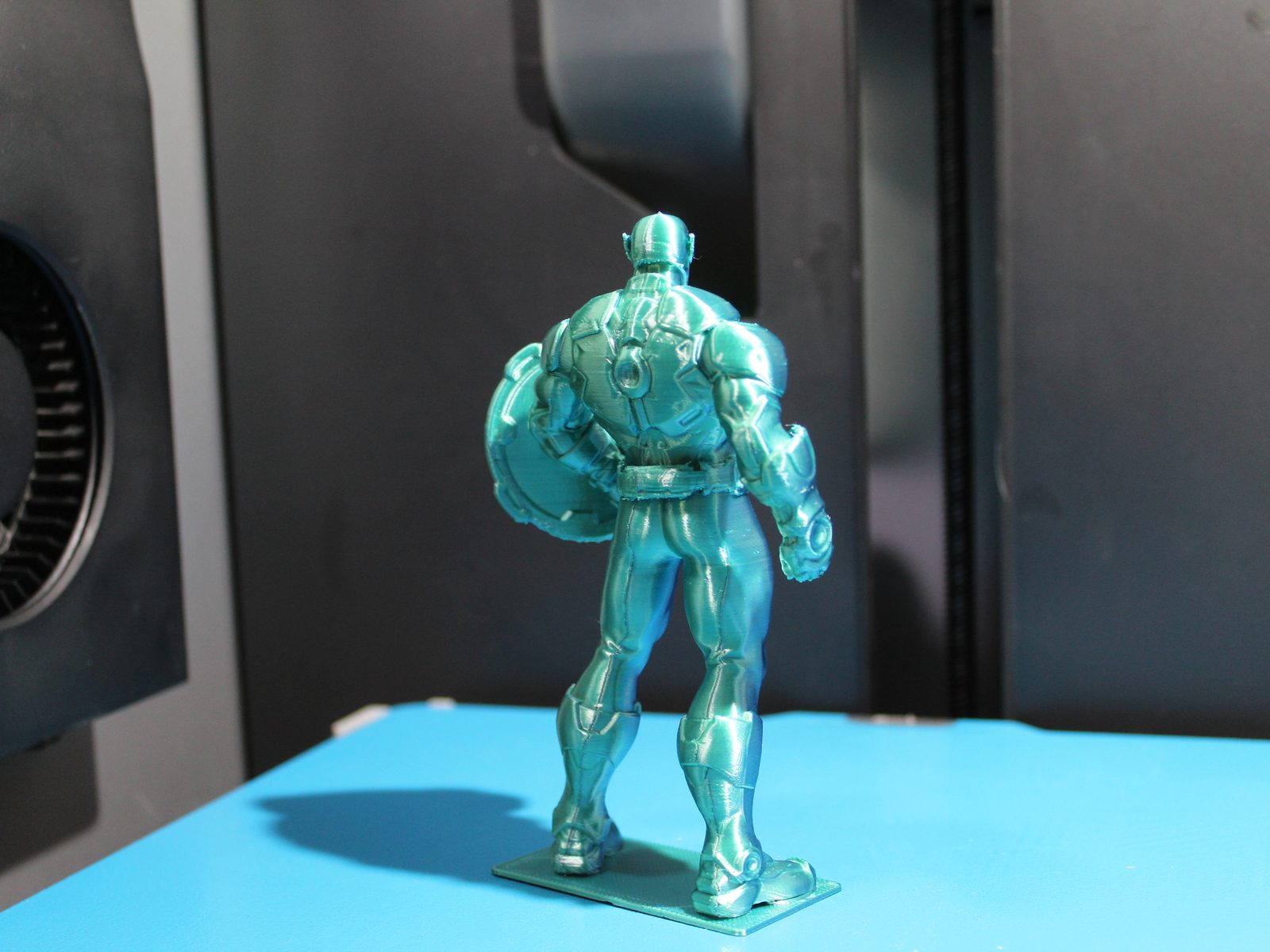 #193 Captain America - Fan Art Sculpture — vue 3