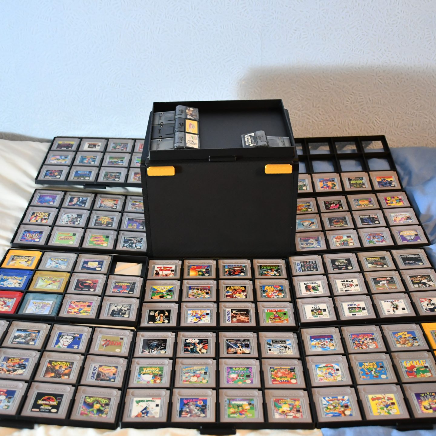 #194 Ultimate game cartridge storage chest — vue 2