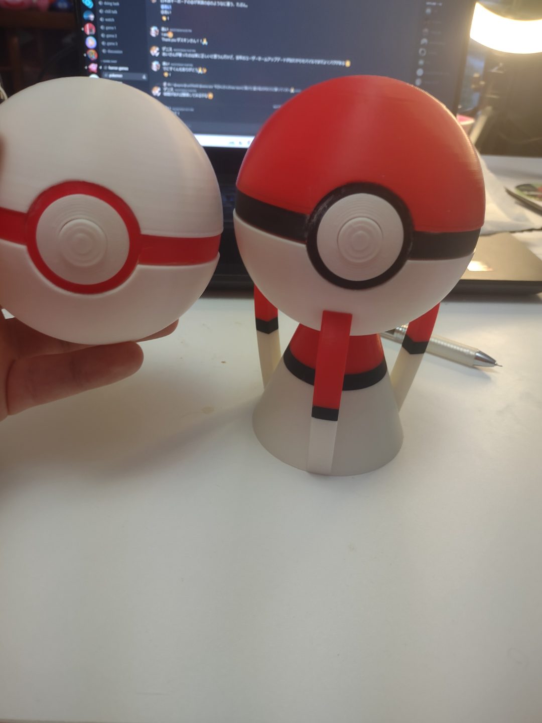 #196 Auto-Opening Poke Ball — vue 9