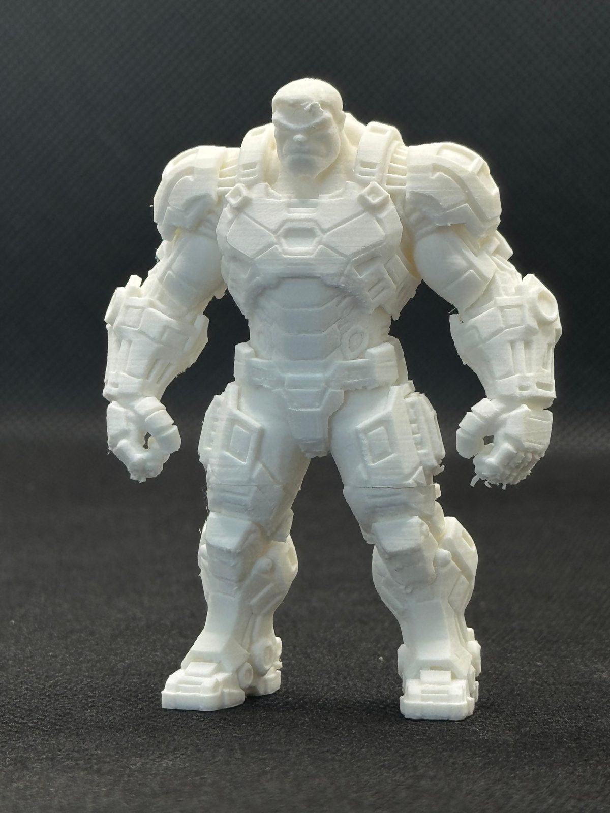 #201 Hulk con armatura — vue 4