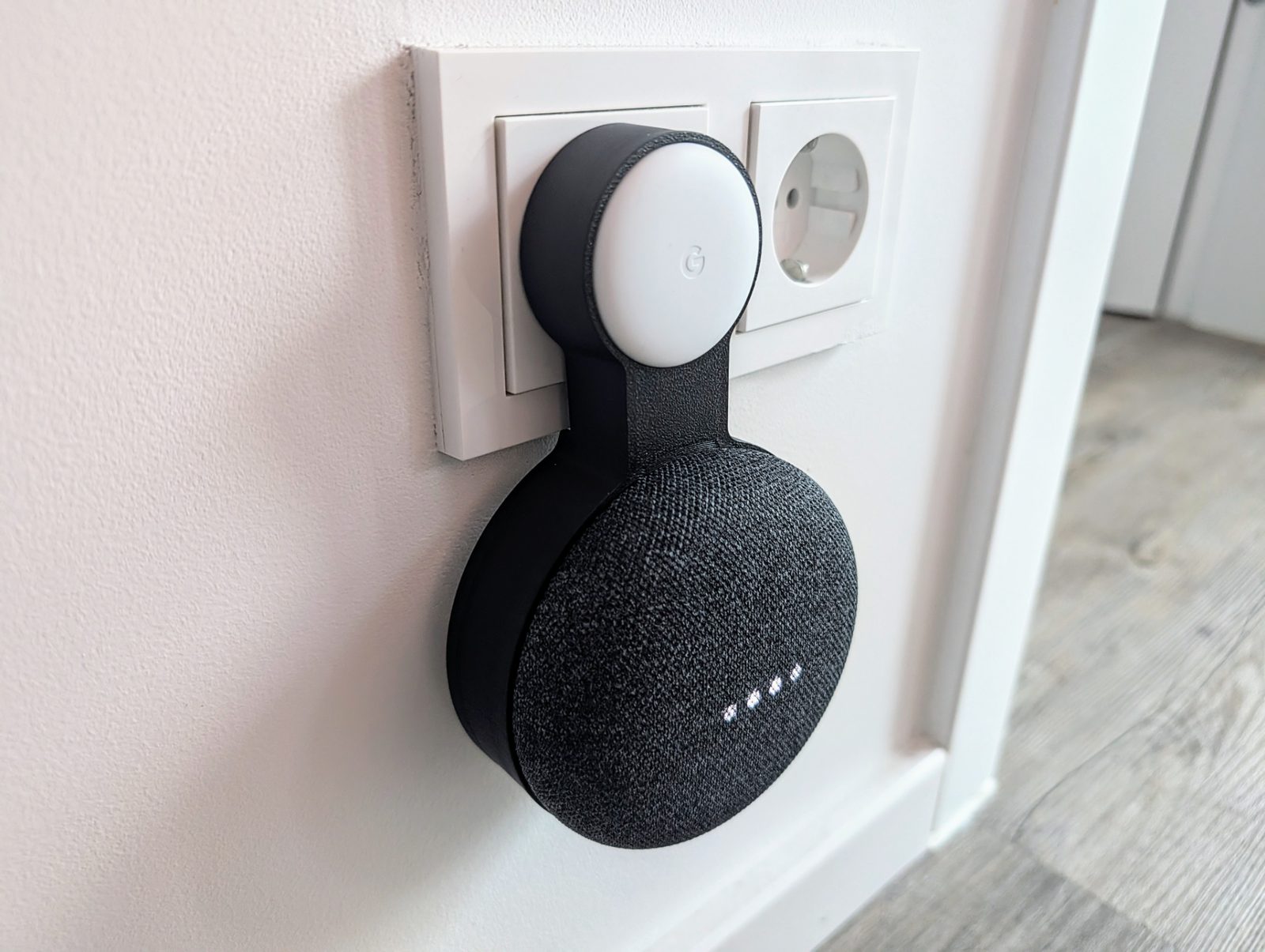 #206 Google Home & Nest Mini socket wall mount — vue 6