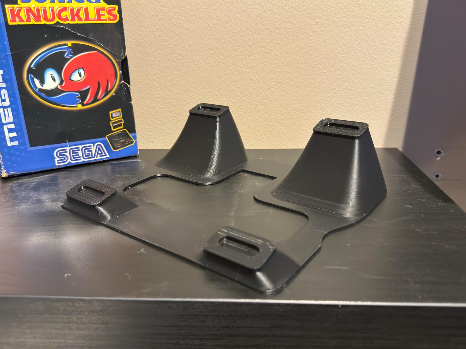 #210 Sega Mega drive 2 display stand — vue 4