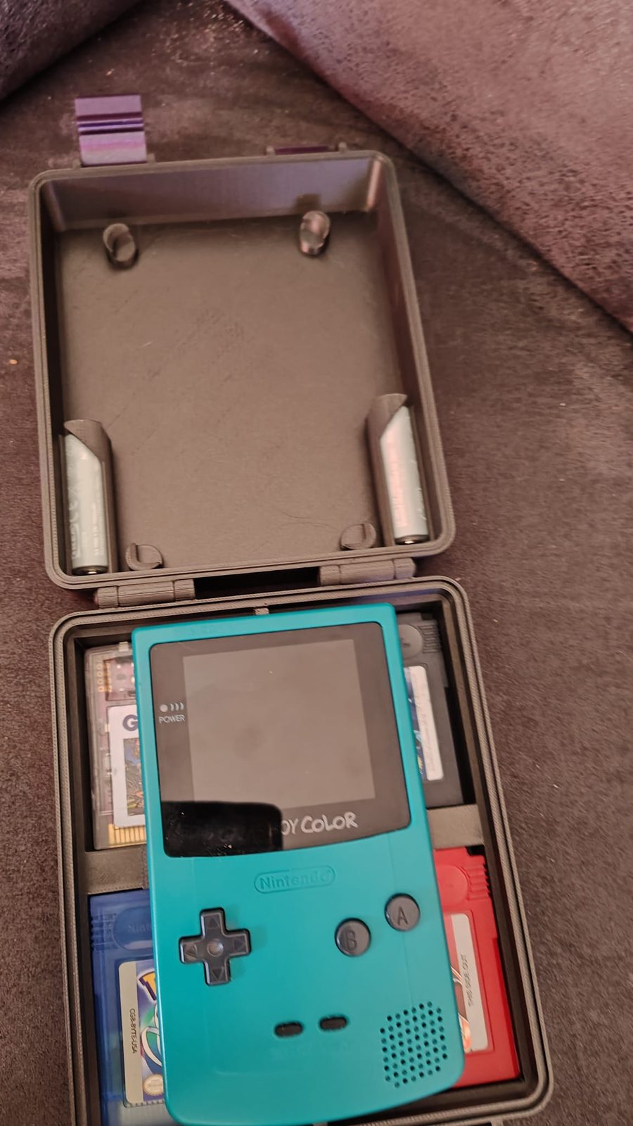 #215 Gameboy Color case + 8 game cartridges — vue 4