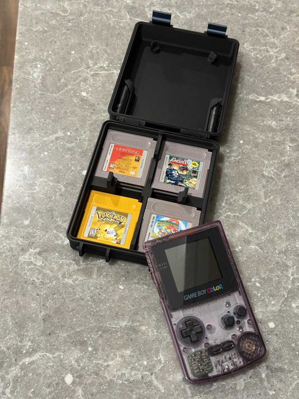 #215 Gameboy Color case + 8 game cartridges — vue 10
