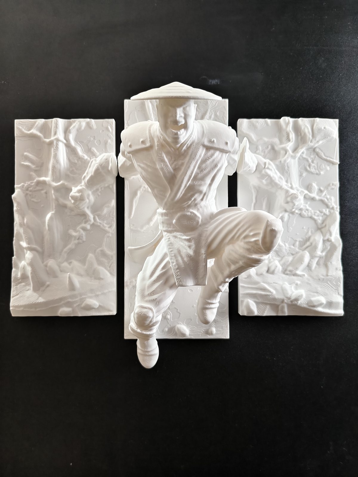 #216 Mortal Kombat - Raiden - 3PC Wall Hang — vue 3
