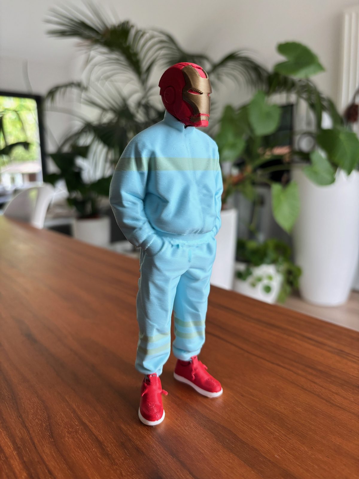 #218 Ironman streetwear figurine — vue 5