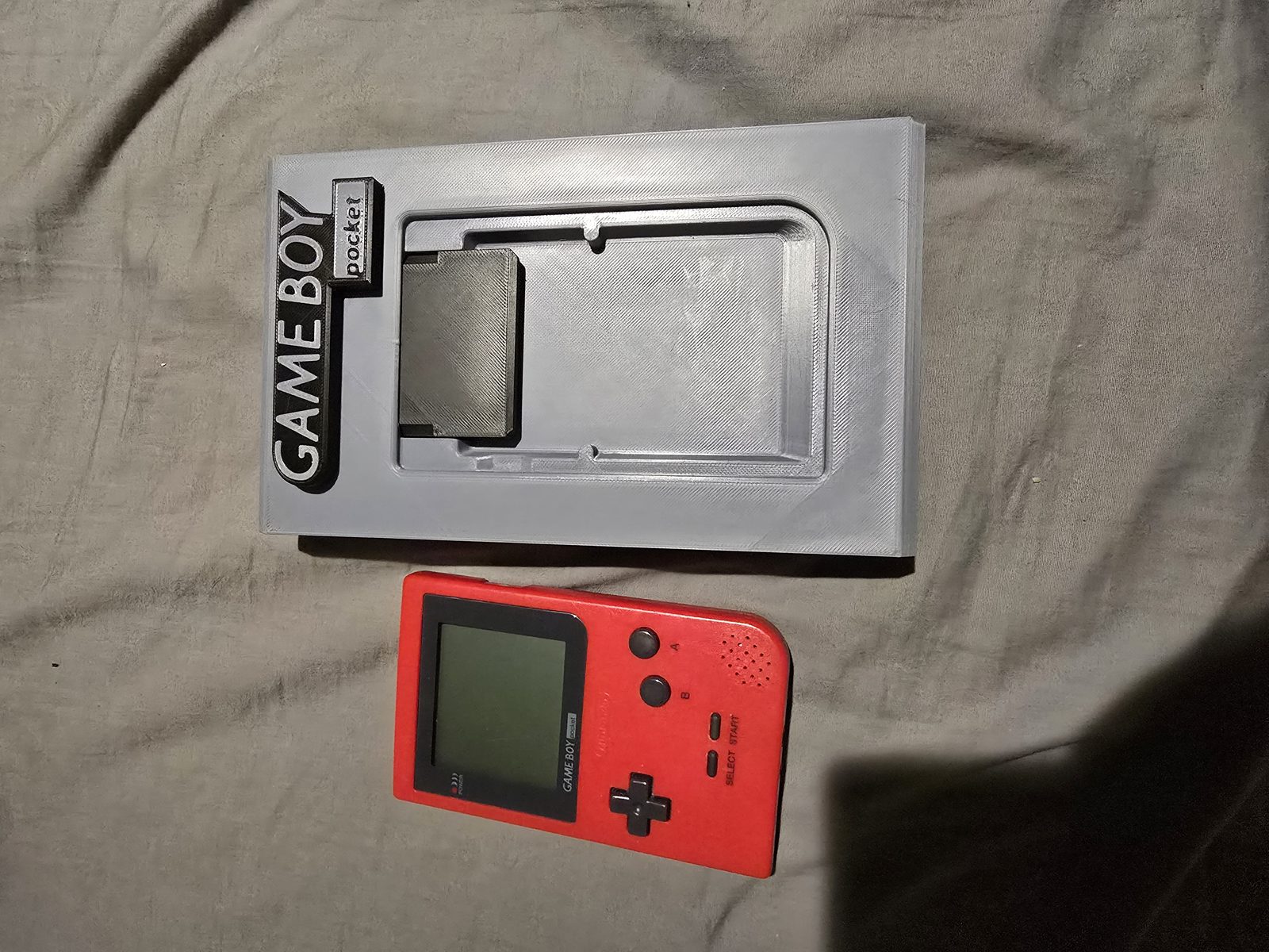 #227 Gameboy Pocket Locking Wall Display — vue 3