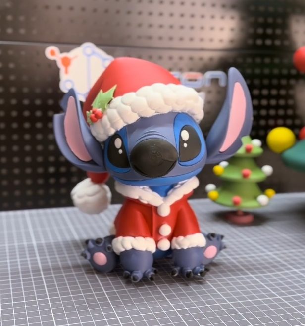 #227 Stitch Christmas Edition — vue 3