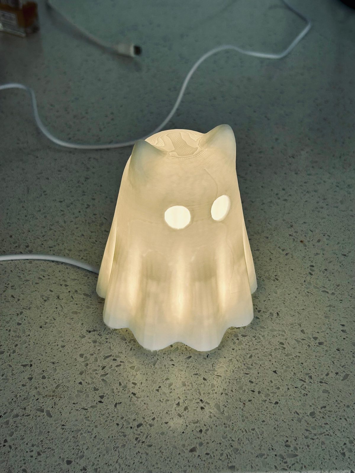#236 GhostiCat Lamp — vue 4