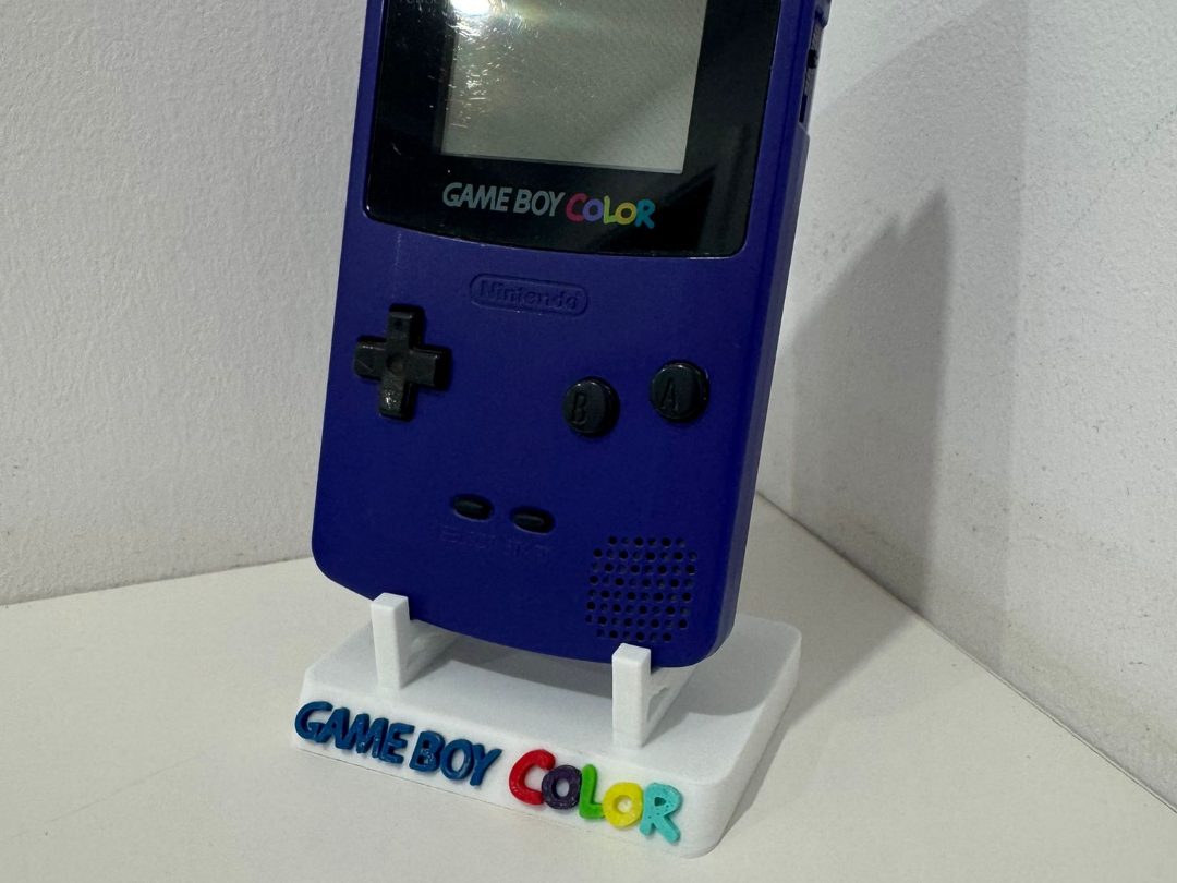 #237 Soporte Expositor para Nintendo Game Boy Color — vue 3