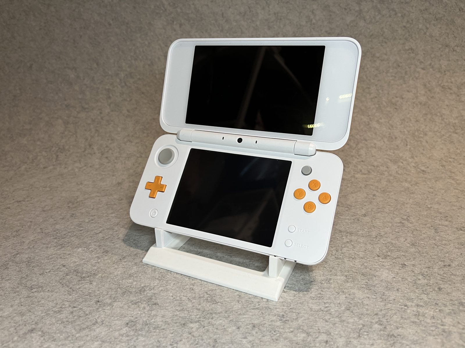 #239 Display stand for Nintendo DS 3DS and PSP — vue 4