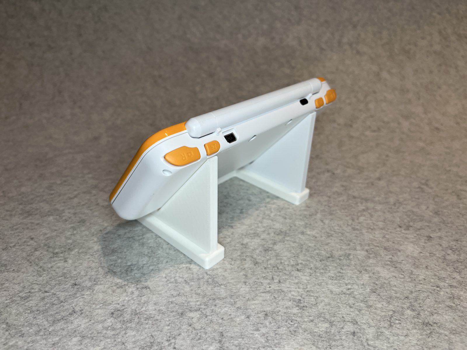 #239 Display stand for Nintendo DS 3DS and PSP — vue 5