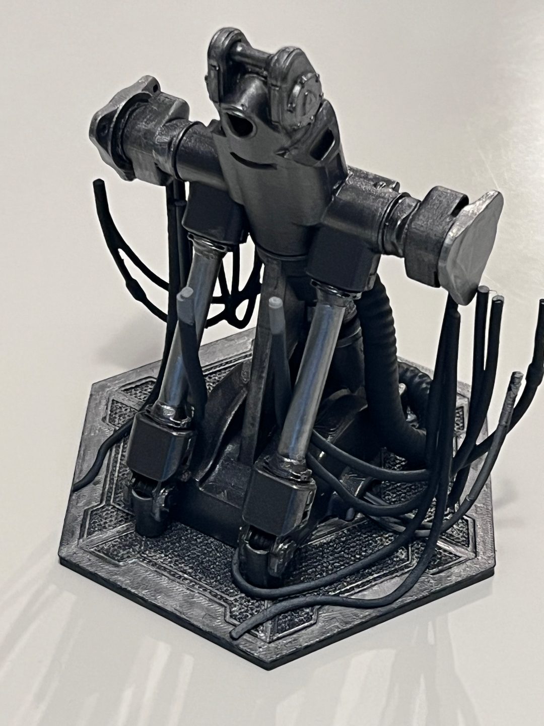#248 base stand for Ironman mark85 bust(stand only) — vue 5