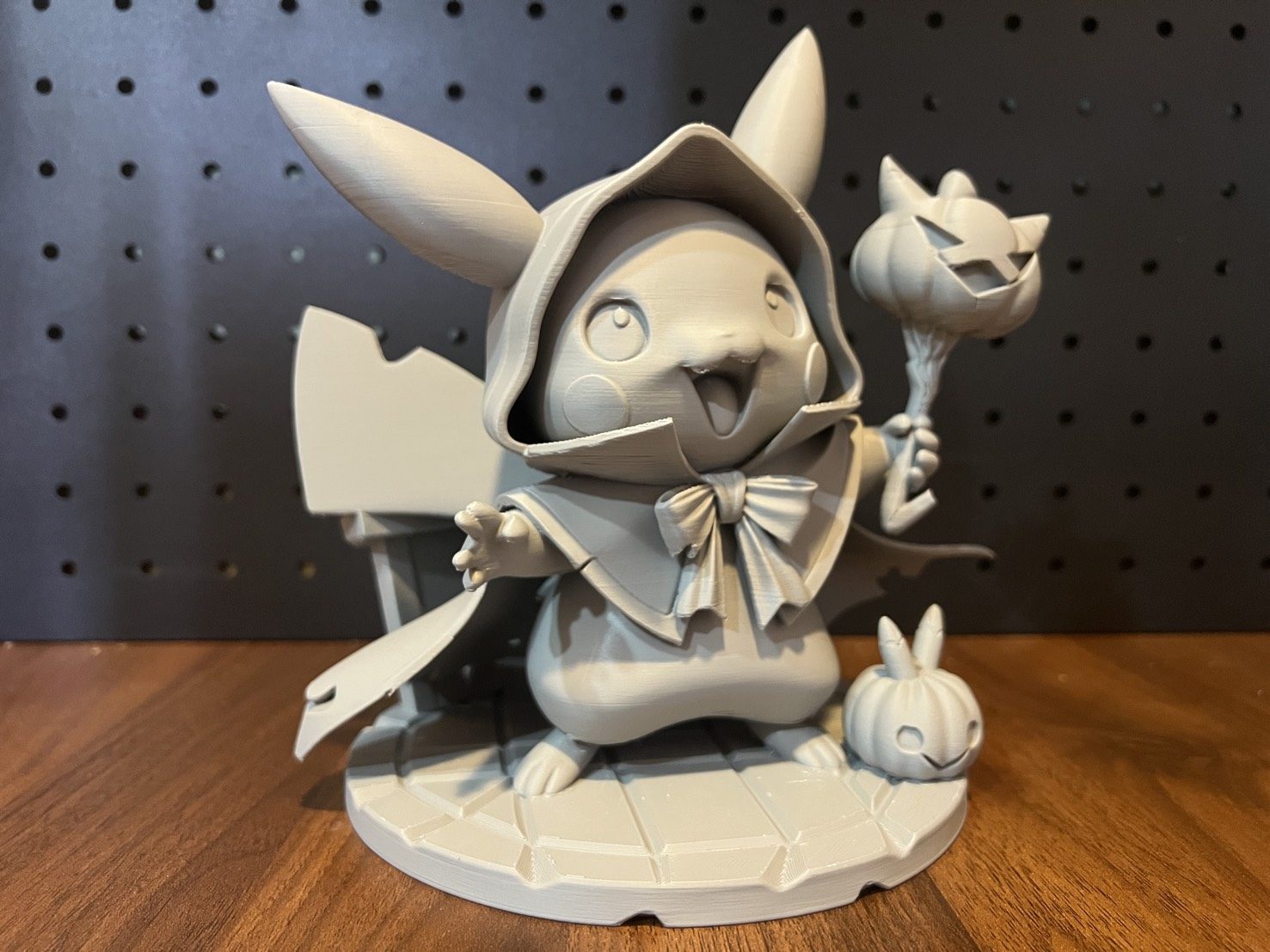 #277 Halloween Pokemon Pikachu Statue – Trick or Treat! — vue 2