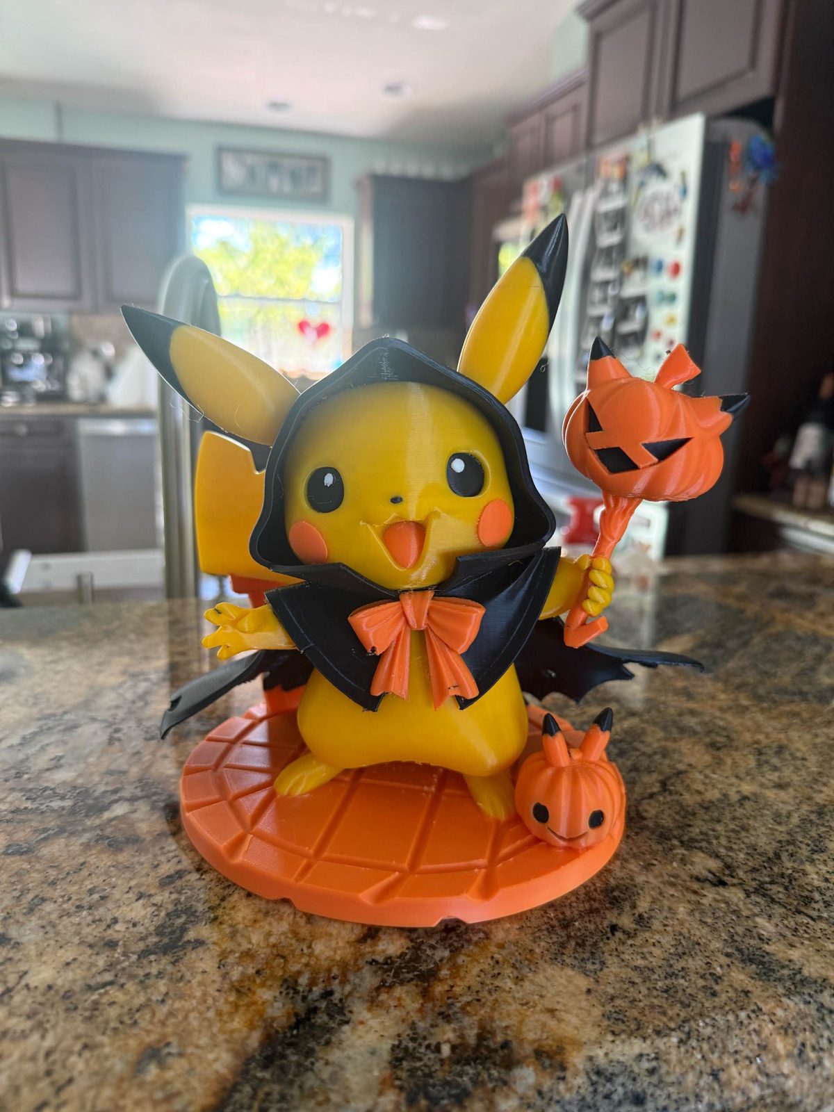 #277 Halloween Pokemon Pikachu Statue – Trick or Treat! — vue 7