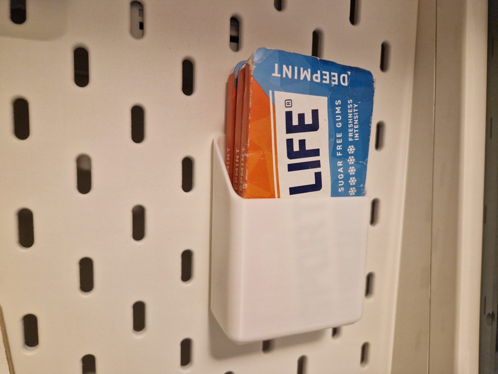 #307 IKEA SKADIS Add-Ons Parametric Bins and Shelves — vue 8