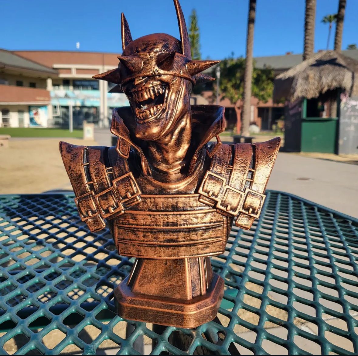 #308 The Batman Who Laughs Bust — vue 4