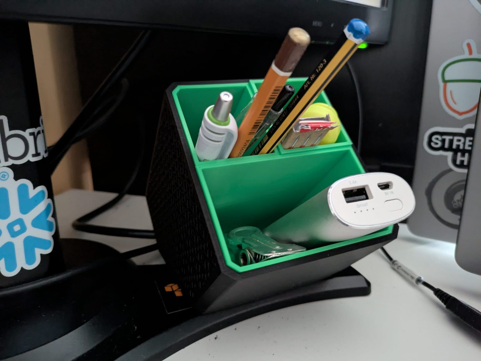 #313 Kumiko Design Desk Organizer — vue 2