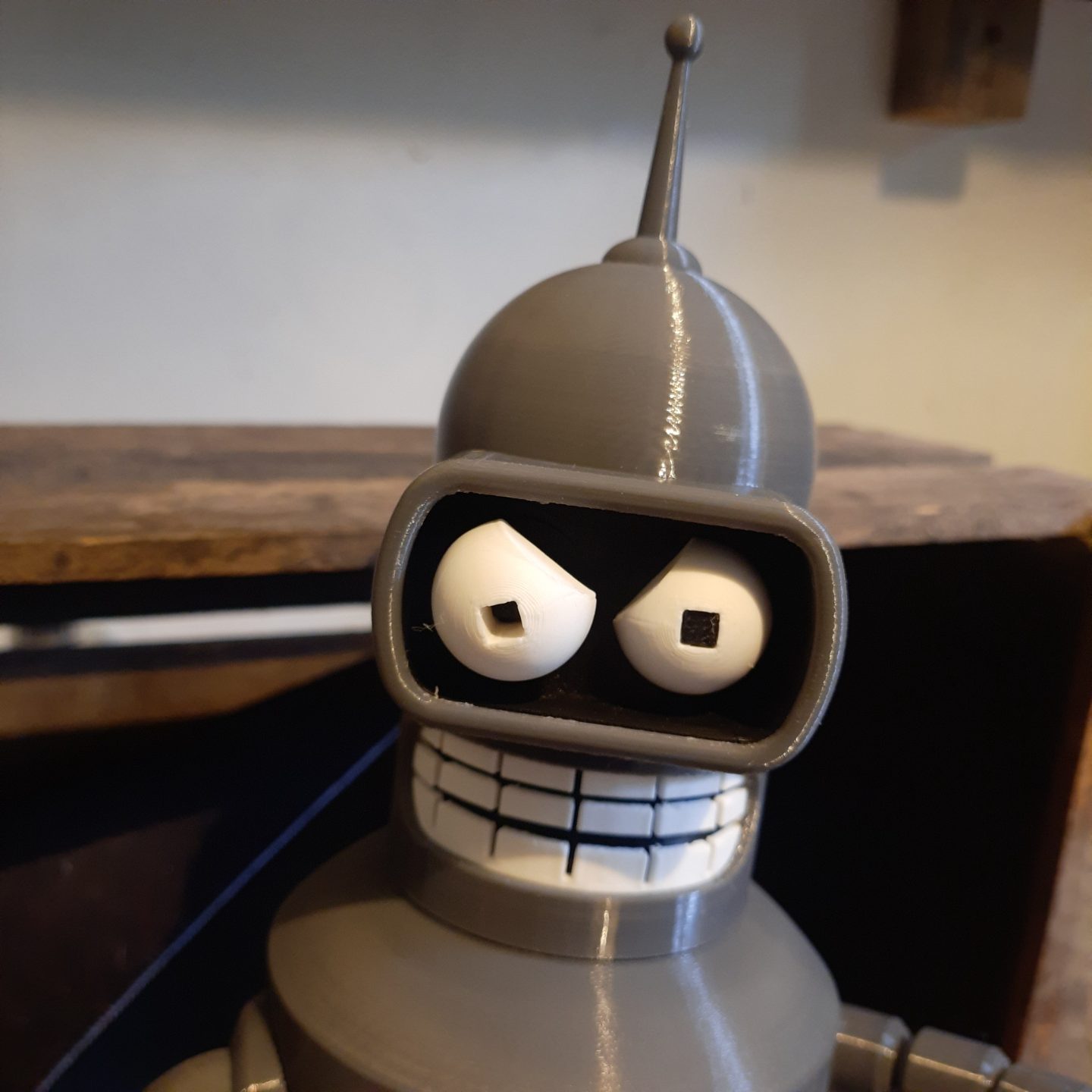 #331 Bender Articulated - Remix eye face, multiple eyes — vue 9