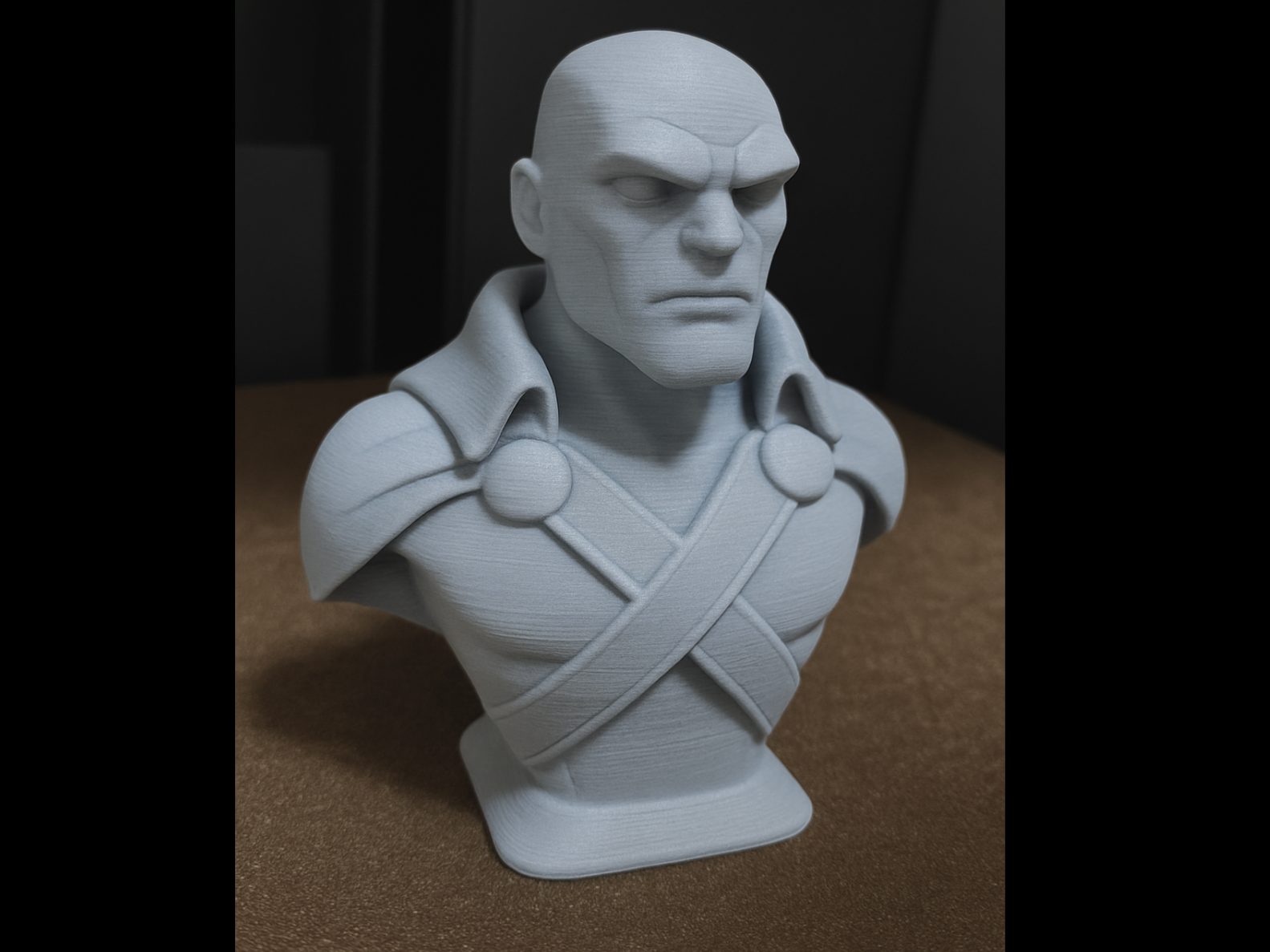 #348 Bust Martian Manhunter — vue 1
