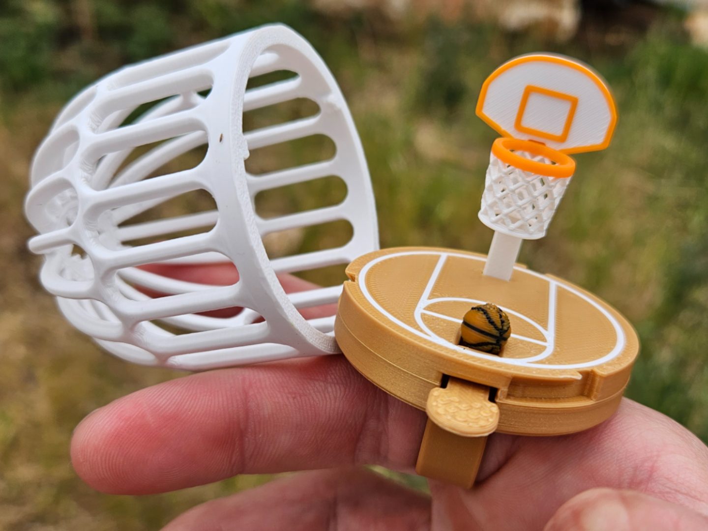 #350 Mini Finger Basketball Court - Needed! — vue 2