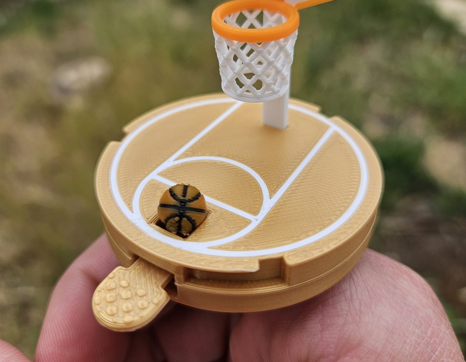 #350 Mini Finger Basketball Court - Needed! — vue 8