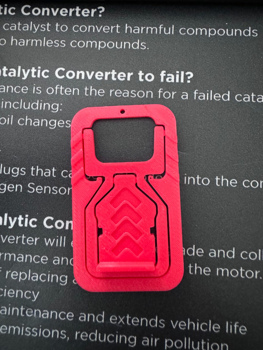 #353 Foldable Key Phone Stand — vue 2
