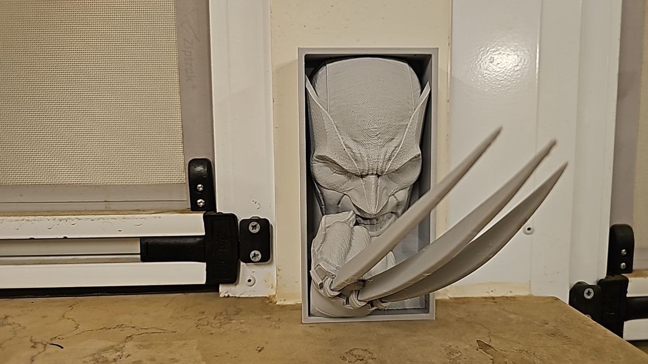 #387 Wolverine Book Nook and Wall Mount — vue 2