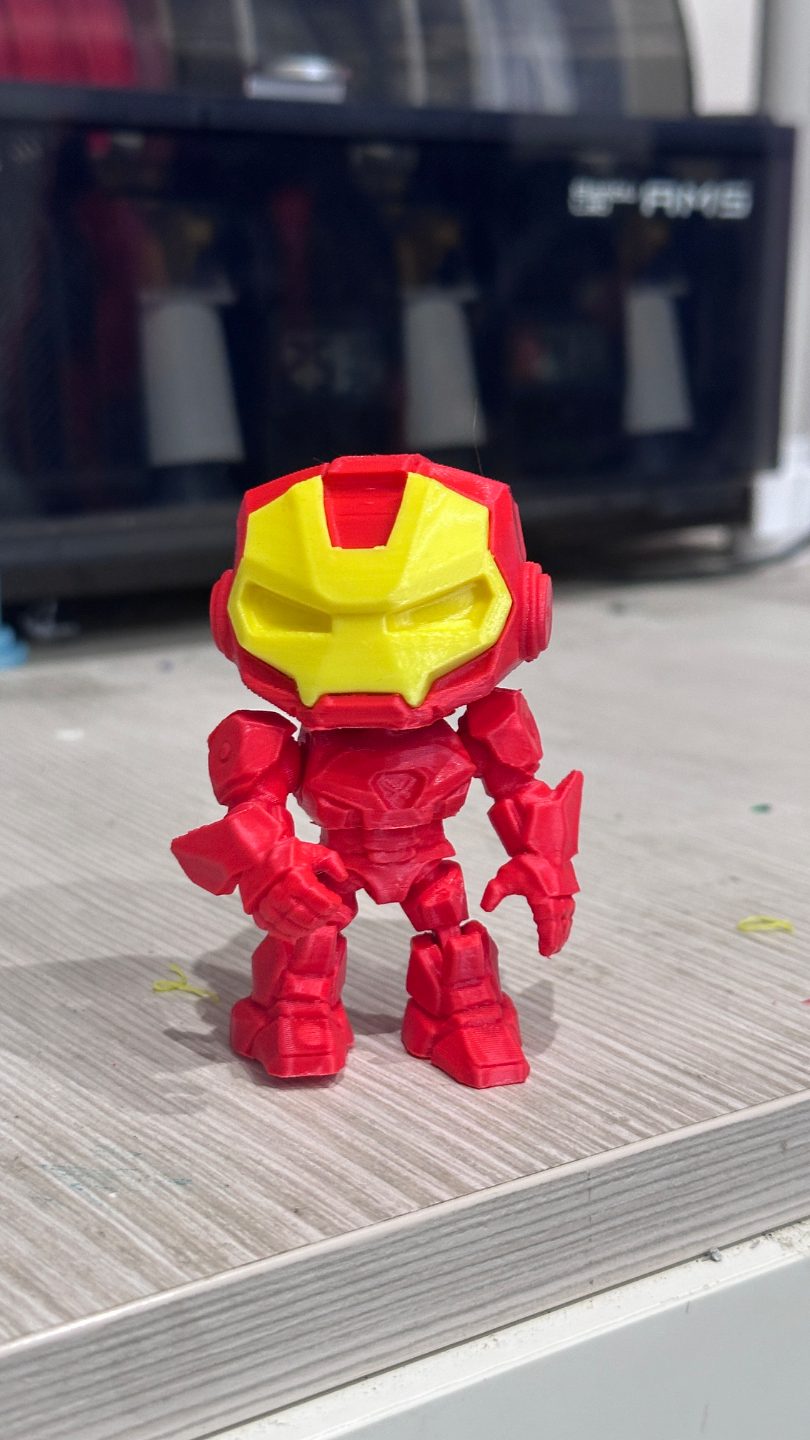 #394 Fully Articulated Titan Man V2 Action Figurine — vue 5
